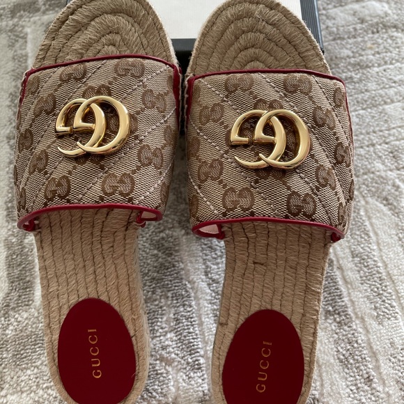 ❌SOLD ❌ GG canvas espadrille - Picture 6 of 7